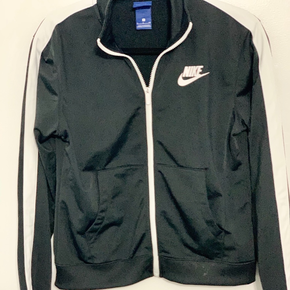 Nike jacket - Picture 2 of 4